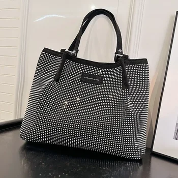 Zipper Tote Bags Pu Дамски чанти в продажба 2024 Висококачествена есенна твърда пайети Нови ежедневни вериги Чанта с висок капацитет