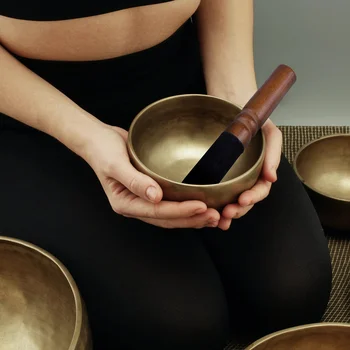 Непалски ръчно изработен комплект за пеене с дървен чук за релаксация, песнопеене и медитация