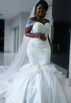 Плюс размер сватбени рокли от рамото апликации дантела булчински рокли почистване влак мъниста реална сватбена рокля Vestido