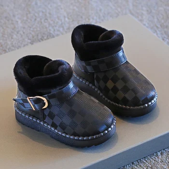 Fujeak детски топли памучни обувки мода светлина против хлъзгане сняг ботуши подплатени зимни момчета обувки случайни плюс размер детски обувки