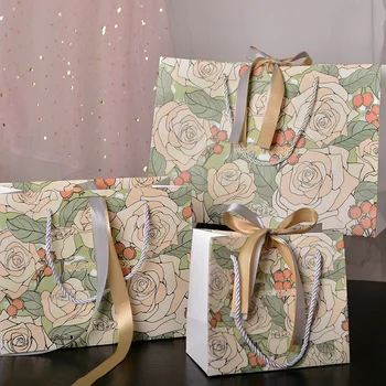 1Pcs хартия цвете отпечатани преносима чанта шампанско рози модел полза голяма пазарска чанта с панделки сватба годежно парти подарък чанти